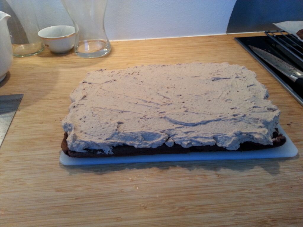 Chokolade-nougat lagkage